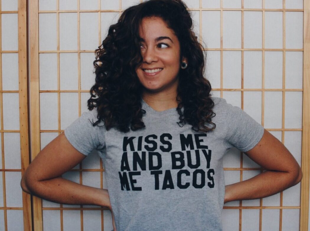 kiss me and buy me tacos t20 waG2d8